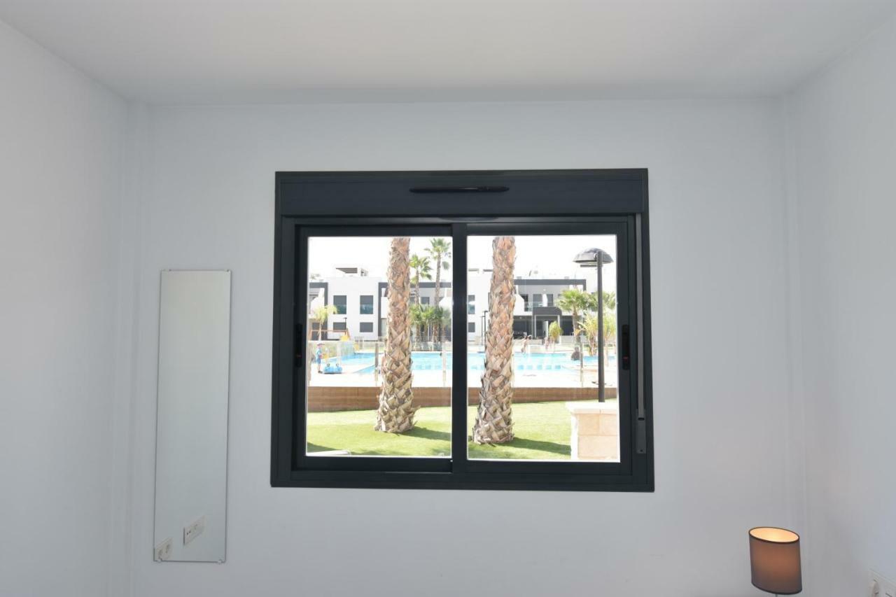Oasis Beach VI South Facing Pool View La Zenia Dehesa de Campoamor  Εξωτερικό φωτογραφία